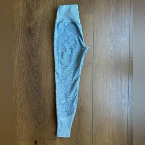 ALO Yoga Women's Gray Leggings